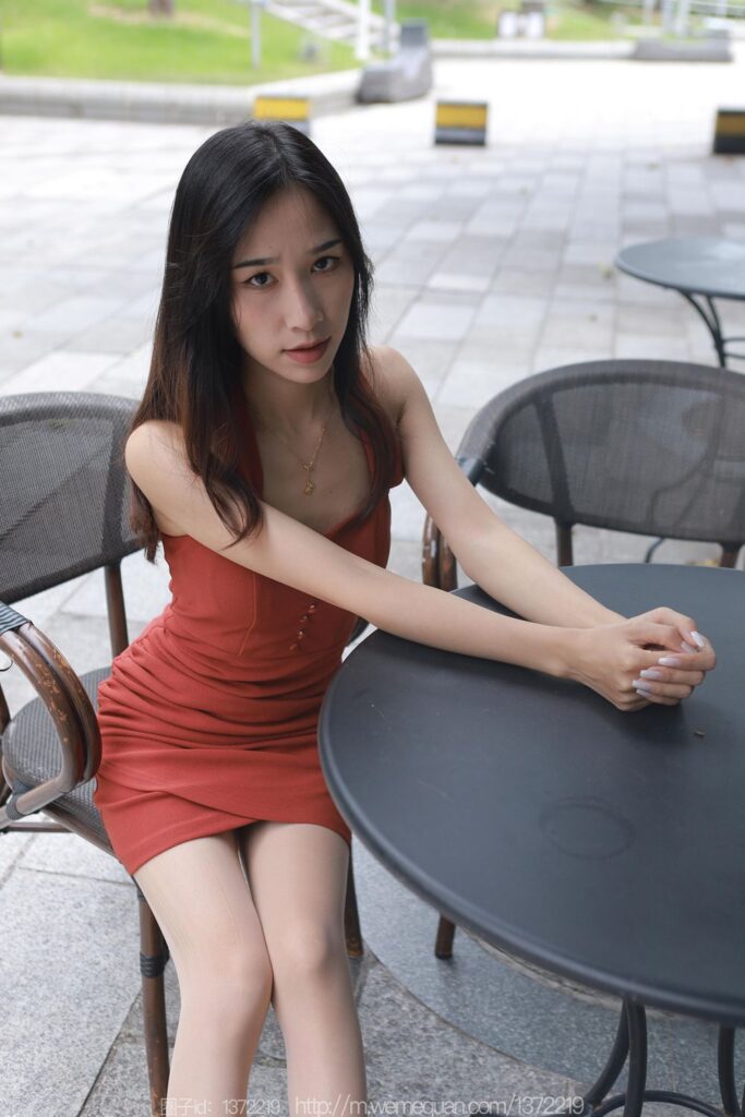 [IESS异思趣向] 2023.7.27 丝享家 1492 美子《街头丽人》[87P/104MB]插图3