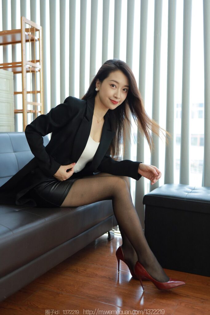 [IESS异思趣向] 2023.8.9 丝享家 1502 小婕《风一样的女人》[90P/97MB]插图3