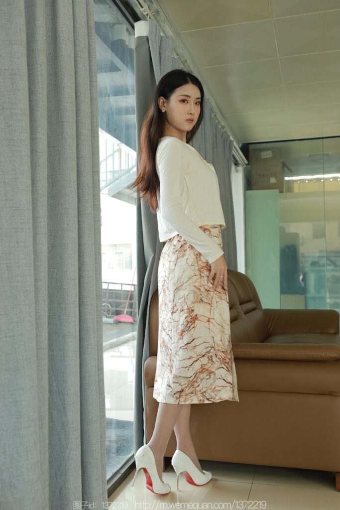 [IESS异思趣向] 2023.09.05 丝享家 1525 小宝《小妈穿搭》[86P/82MB]插图3