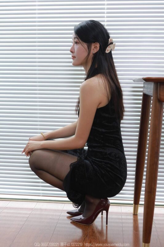 [IESS异思趣向] 2023.11.05 丝享家 1577 婉萍《黑色秘密》[85P/79MB]-无料摄影圈