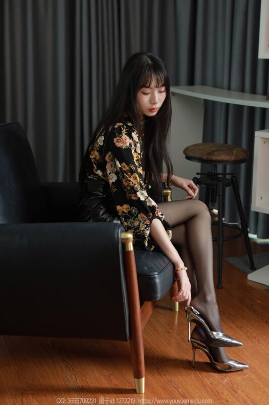 [IESS异思趣向] 2023.11.06 丝享家 1578 团团《皮裙战士》[81P/92MB]-无料摄影圈