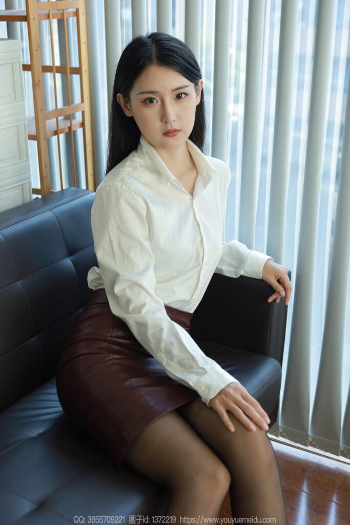 [IESS异思趣向] 2023.11.14 丝享家 1585 小宝《午后星辰》[76P/78MB]插图1