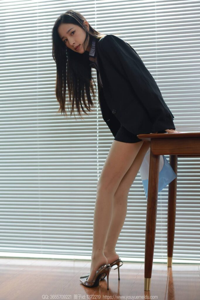 [IESS异思趣向] 2023.11.30 丝享家 1599 美子《回到办公室》[90P/68MB]插图3