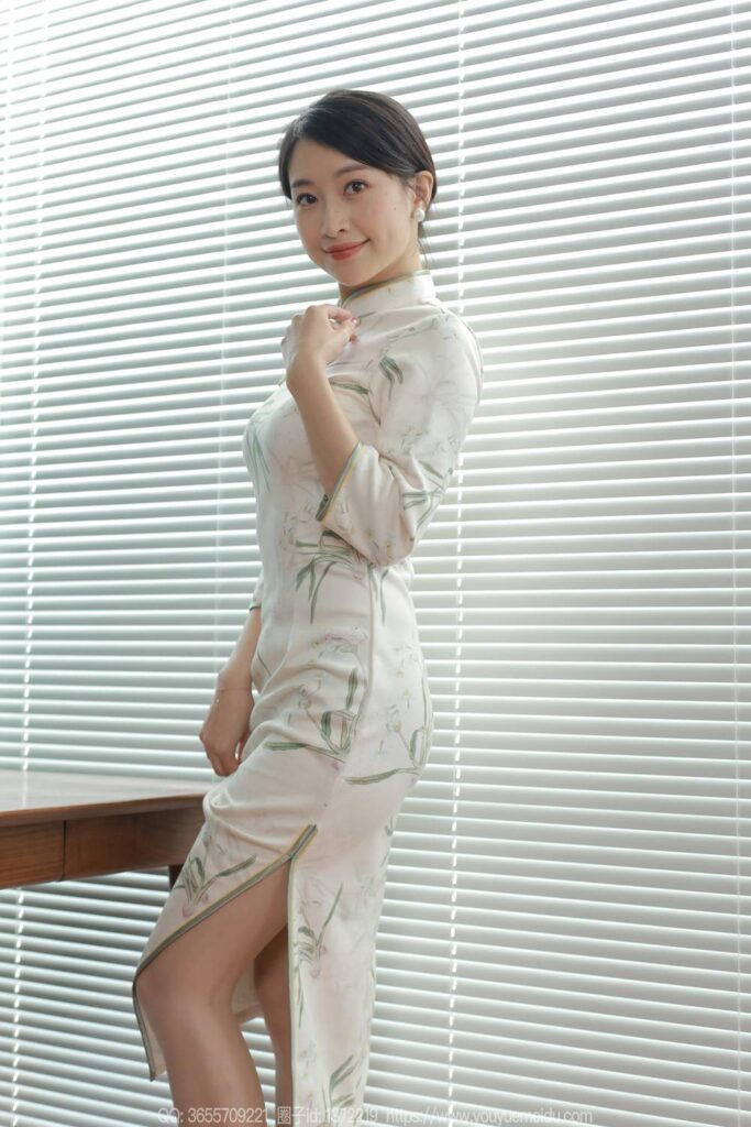 [IESS异思趣向] 2023.12.28 丝享家 1623 小婕《温柔似玉》[89P/66MB]插图1