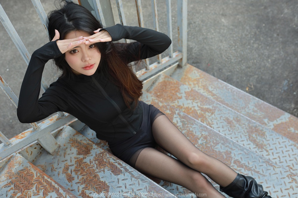 [IESS异思趣向] 2024.01.10 丝享家 1634 兔兔《黑斯长靴》[84P/104MB]插图2