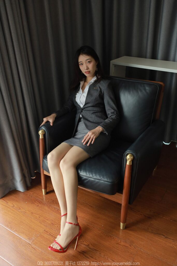 [IESS异思趣向] 2024.01.11 丝享家 1635 小九《OL制服（下）》[72P/70MB]插图2