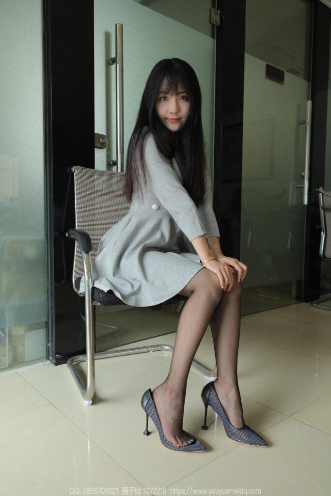 [IESS异思趣向] 2024.01.16 丝享家 1639 婉萍《办公嬉戏》[87P/65MB]插图2