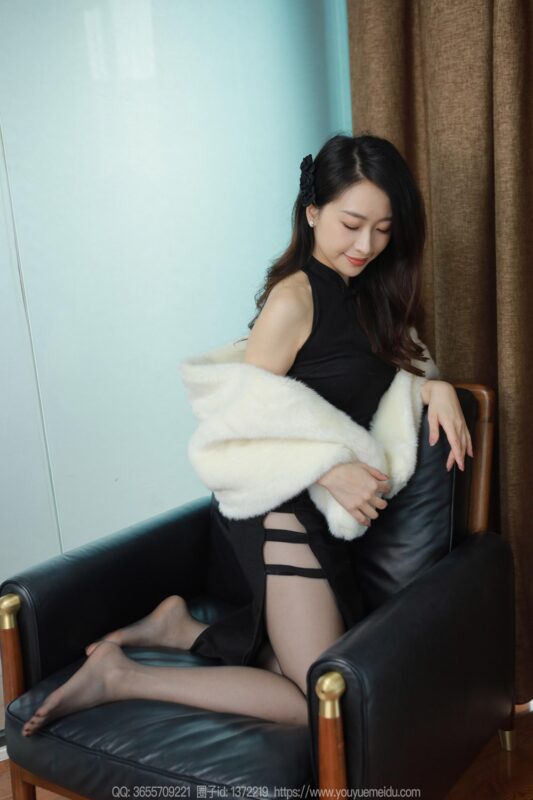 [IESS异思趣向] 2024.01.26 丝享家 1648 小婕《霸气侧漏》[83P/74MB]-无料摄影圈