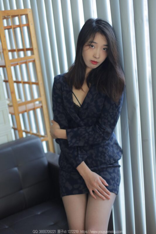 [IESS异思趣向] 2024.02.12 丝享家 1662 小九《诱人灰色》[89P/63MB]-无料摄影圈