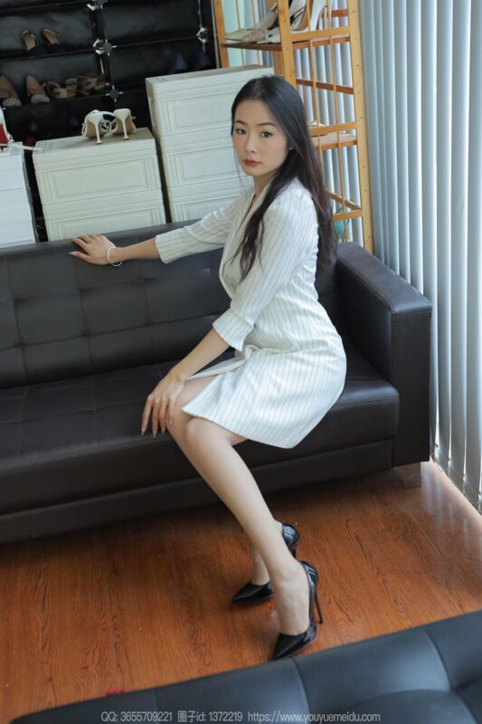 [IESS异思趣向] 2024.02.15 丝享家 1664 小金《知性女士》[85P/73MB]-无料摄影圈