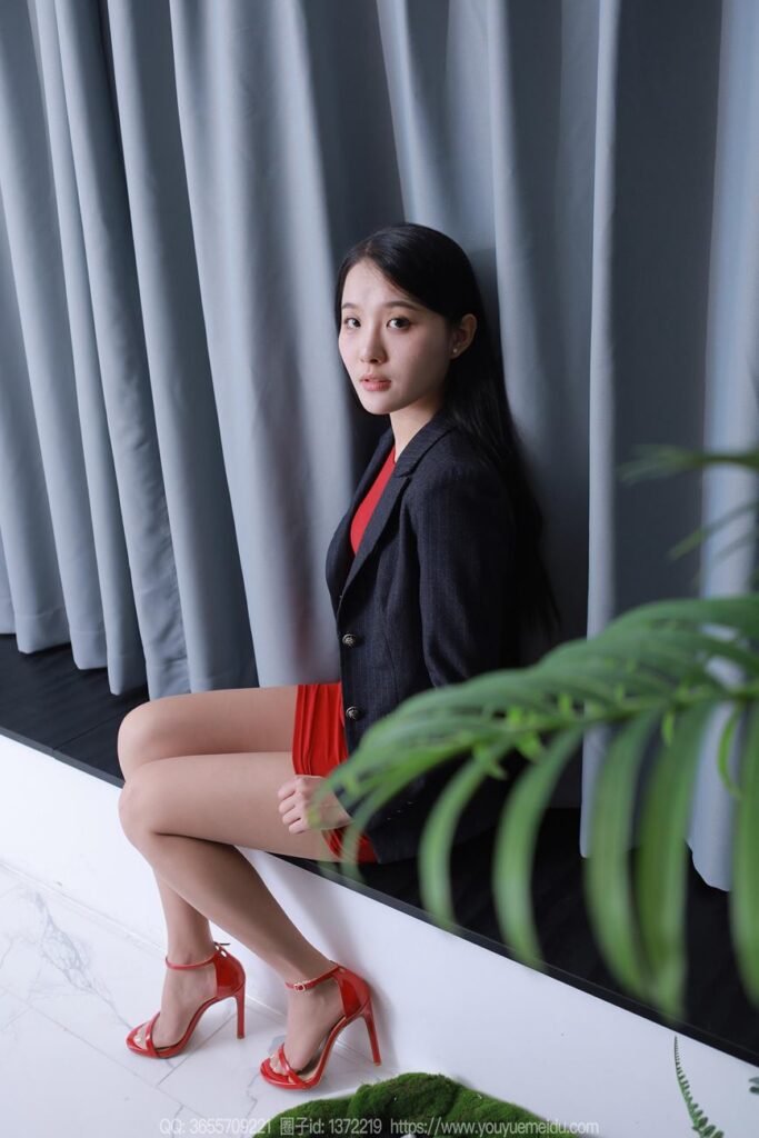 [IESS异思趣向] 2024.04.16 丝享家 1717 婉萍《绿野仙踪》[88P/79MB]插图2