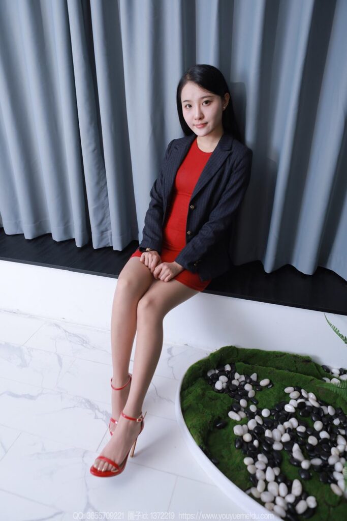 [IESS异思趣向] 2024.04.16 丝享家 1717 婉萍《绿野仙踪》[88P/79MB]插图