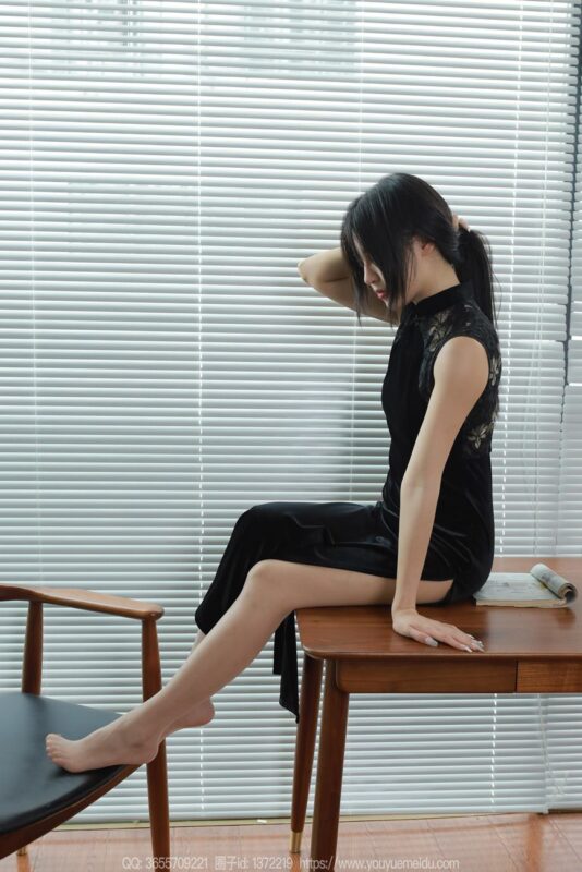 [IESS异思趣向] 2024.04.21 丝享家 1721 小宝《黑长直》[86P/71MB]-无料摄影圈