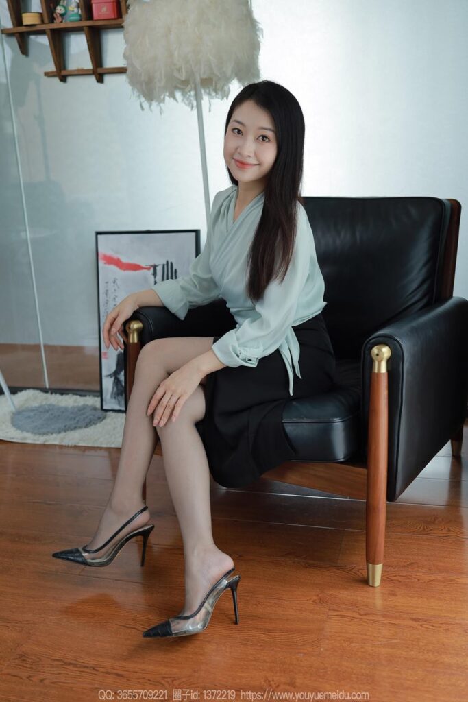 [IESS异思趣向] 2024.07.14 丝享家 1793 小婕《灰色丝》[87P/74MB]插图3