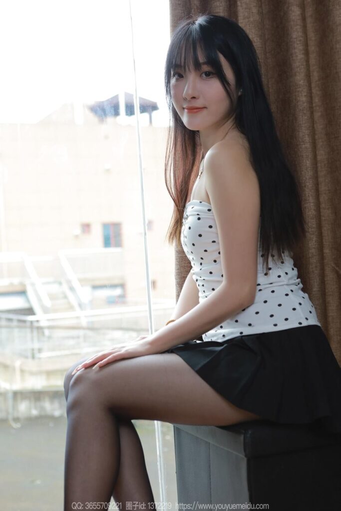 [IESS异思趣向] 2024.07.16 丝享家 1795 婉萍《波点短裙》[87P/80MB]-无料摄影圈