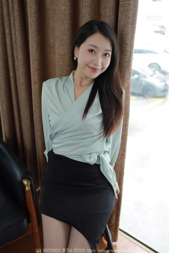 [IESS异思趣向] 2024.07.24 丝享家 1802 小婕《迷人淡绿》[90P/78MB]插图2