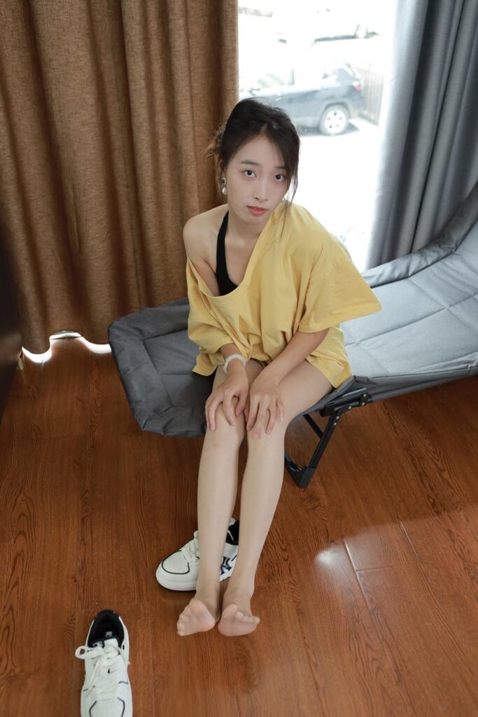 [IESS异思趣向] 2024.08.21 丝享家 1827 小九《午间休息 》[90P/78MB]插图3