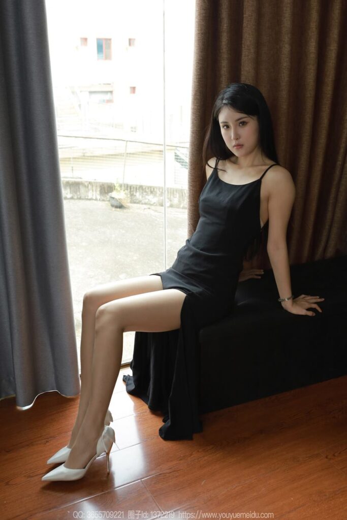 [IESS异思趣向] 2024.09.09 丝享家 1841 小宝《吊带高叉裙》[83P/72MB]插图2