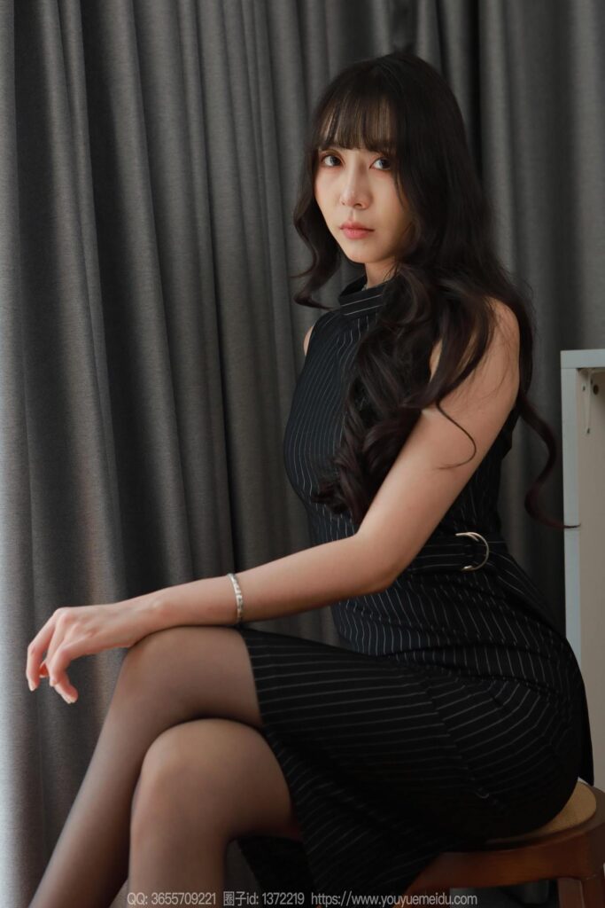 [IESS异思趣向] 2024.11.15 丝享家 1899 团团《婀娜多姿》[88P/85MB]插图2