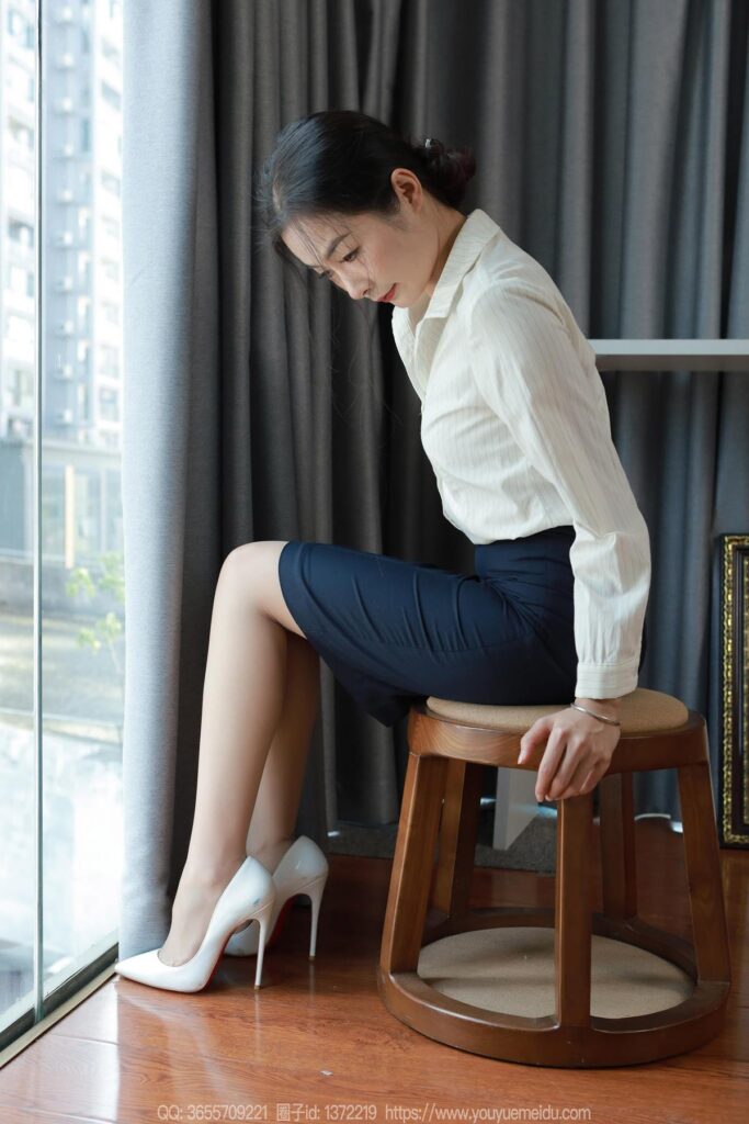 [IESS异思趣向] 2024.11.29 丝享家 1911 小金《温婉如玉》[88P/76MB]插图3