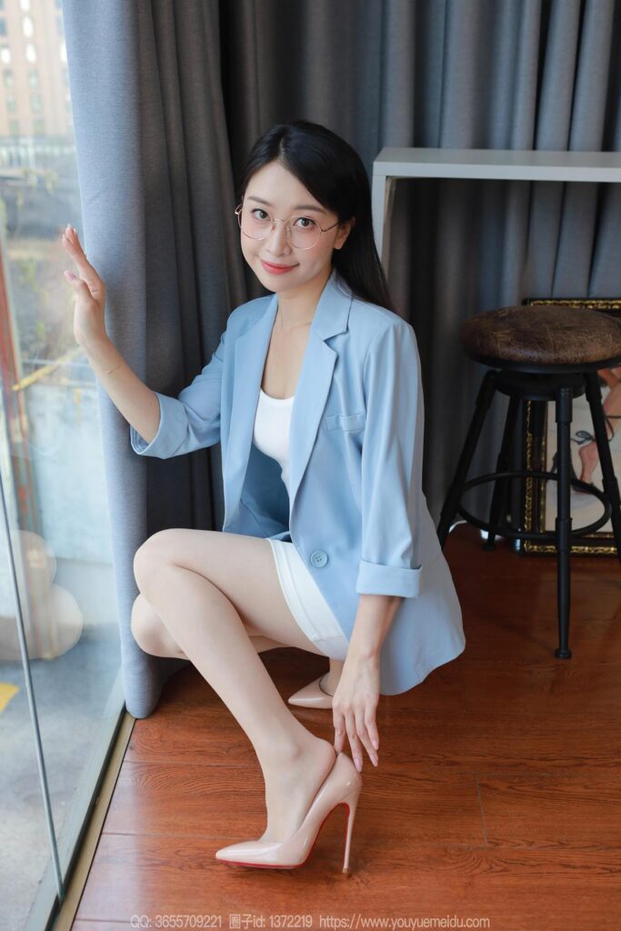 [IESS异思趣向] 2024.12.26 丝享家 1934 小婕《蓝色制服（下）》[81P/71MB]插图2