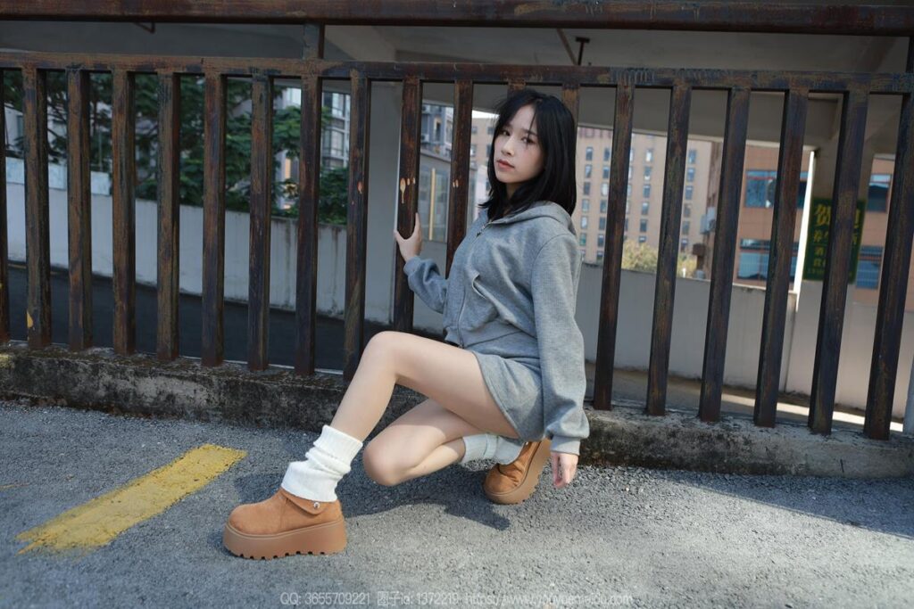 [IESS异思趣向] 2025.01.14 丝享家 1950 美子《堆堆袜（上）》[87P/107MB]插图1