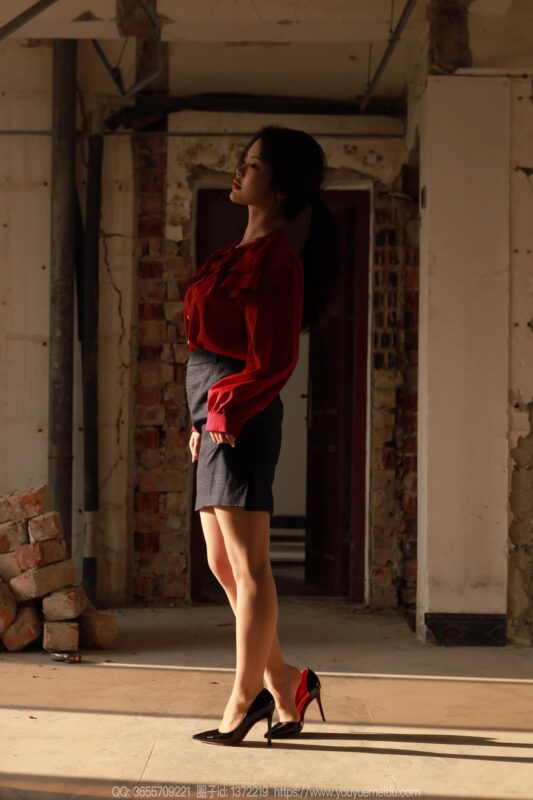 [IESS异思趣向] 2025.01.17 丝享家 1953 兔兔《工地的秘密》[90P/68MB]-无料摄影圈