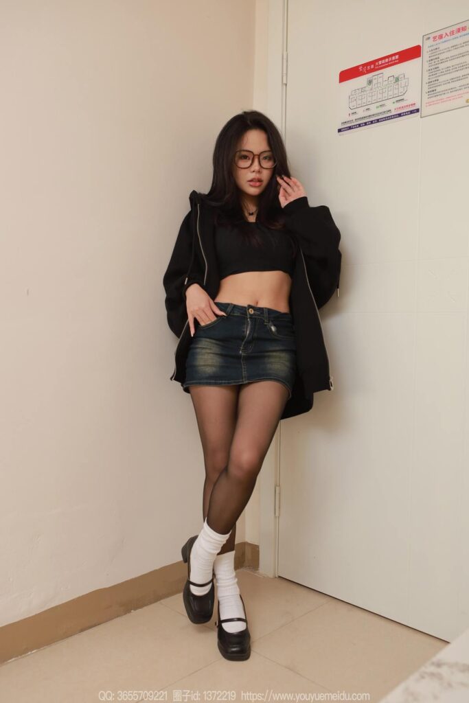 [IESS异思趣向] 2025.01.26 丝享家 1960 兔兔《嘿丝沙发》[88P/58MB]插图2