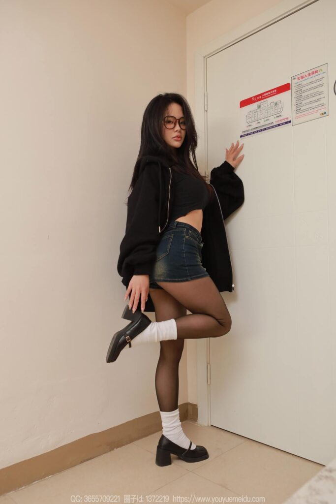 [IESS异思趣向] 2025.01.26 丝享家 1960 兔兔《嘿丝沙发》[88P/58MB]插图3