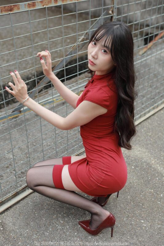 [IESS异思趣向] 2025.01.29 丝享家 1963 团团《恭喜发财（下）春节快乐》[88P/112MB]-无料摄影圈