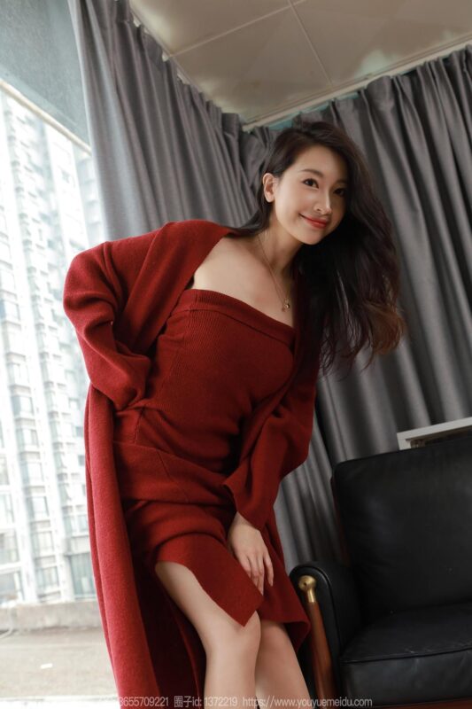 [IESS异思趣向] 2025.01.31 丝享家 1965 小婕《红色针织裙（下）》[83P/77MB]-无料摄影圈