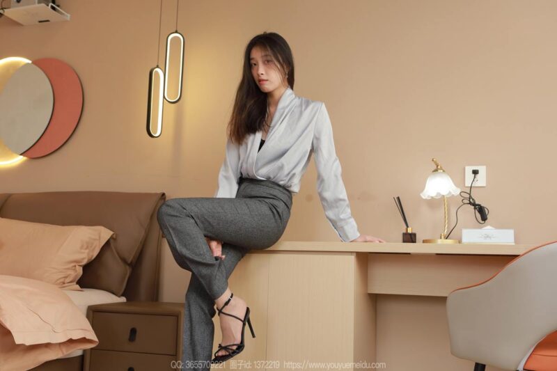 [IESS异思趣向] 2025.02.10 丝享家 1973 小九《裤里丝（上）》[88P/78MB]-无料摄影圈