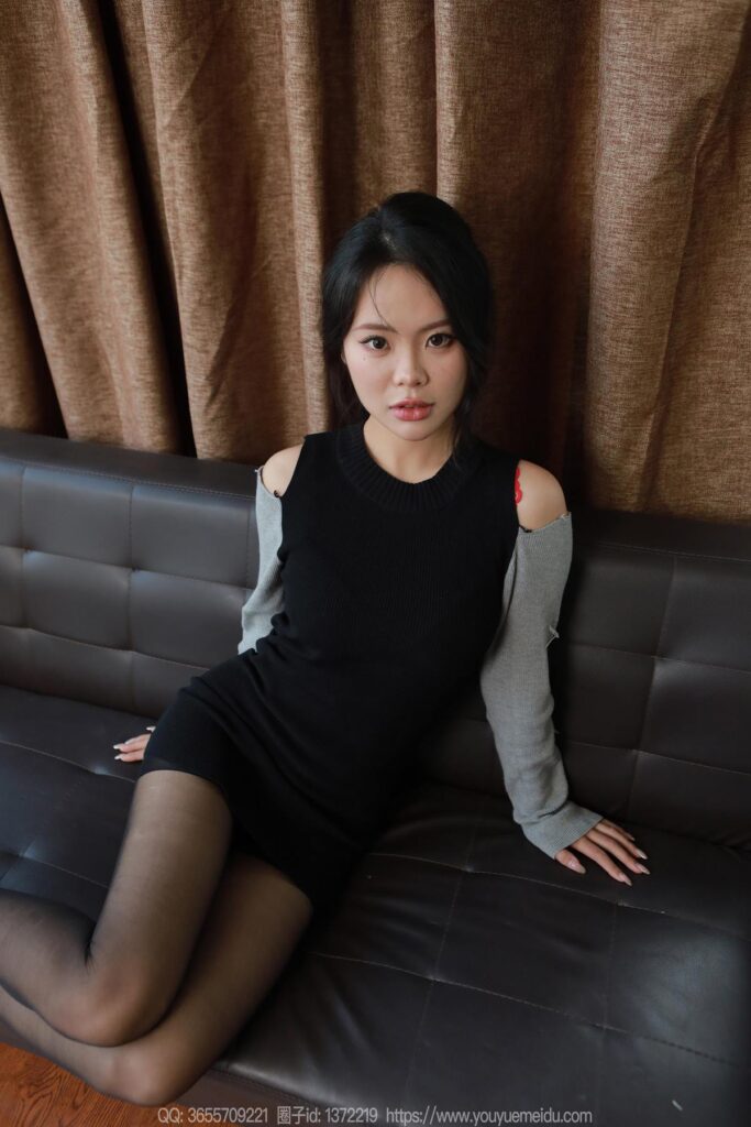 [IESS异思趣向] 2025.02.11 丝享家 1974 兔兔《可爱脚丫》[80P/72MB]插图1