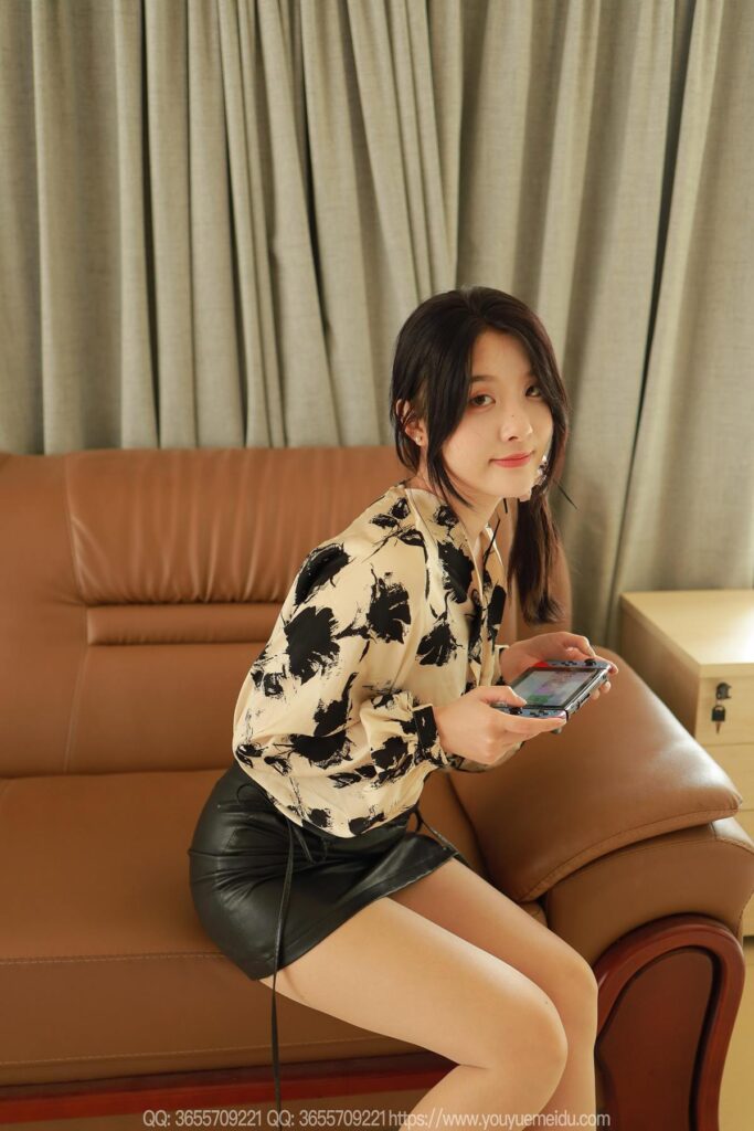 [IESS异思趣向] 2025.03.30 丝享家 2014 婉萍《双脚成行（上）》[90P/85MB]插图2