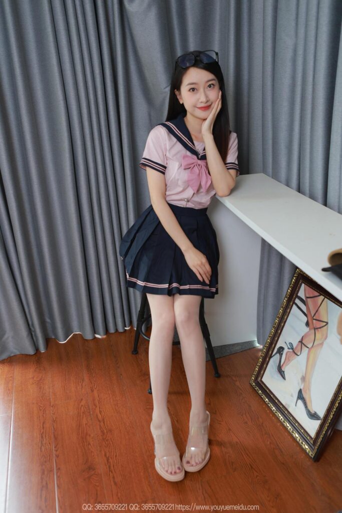 [IESS异思趣向] 2025.06.10 丝享家 2076 小婕《肉丝学姐》[100P/93MB]插图2