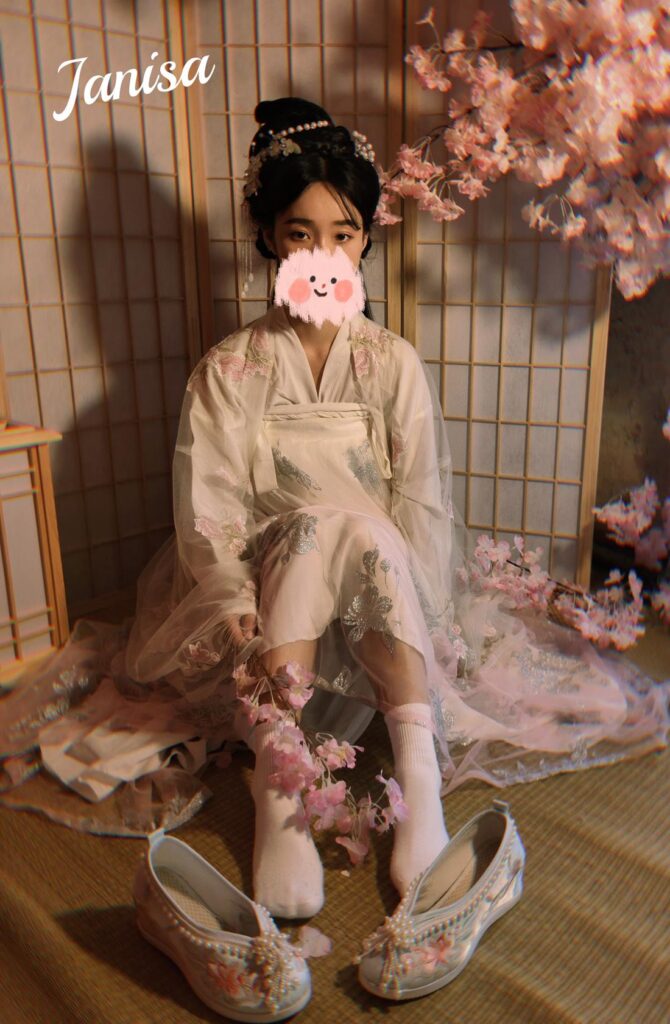 Janisa 001 朝花向晚 [22P/146MB]插图2