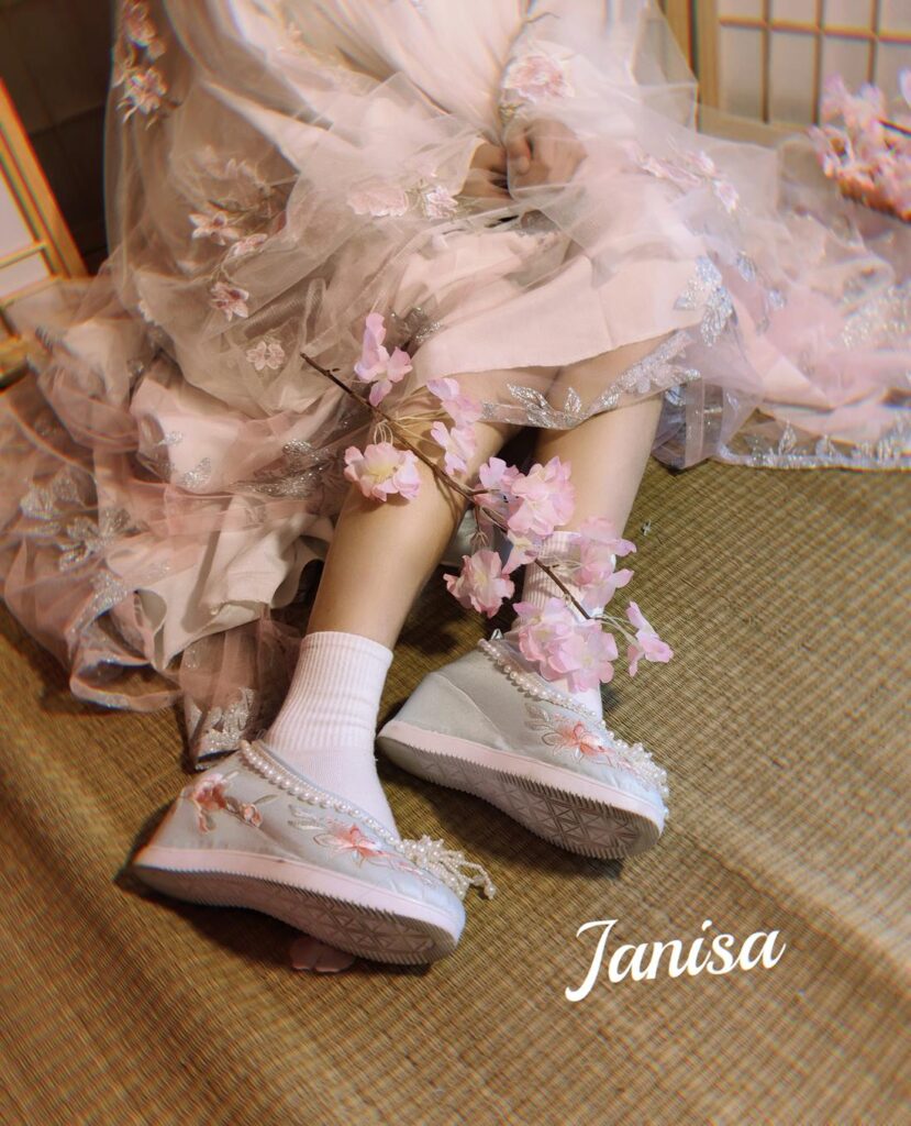 Janisa 001 朝花向晚 [22P/146MB]插图1