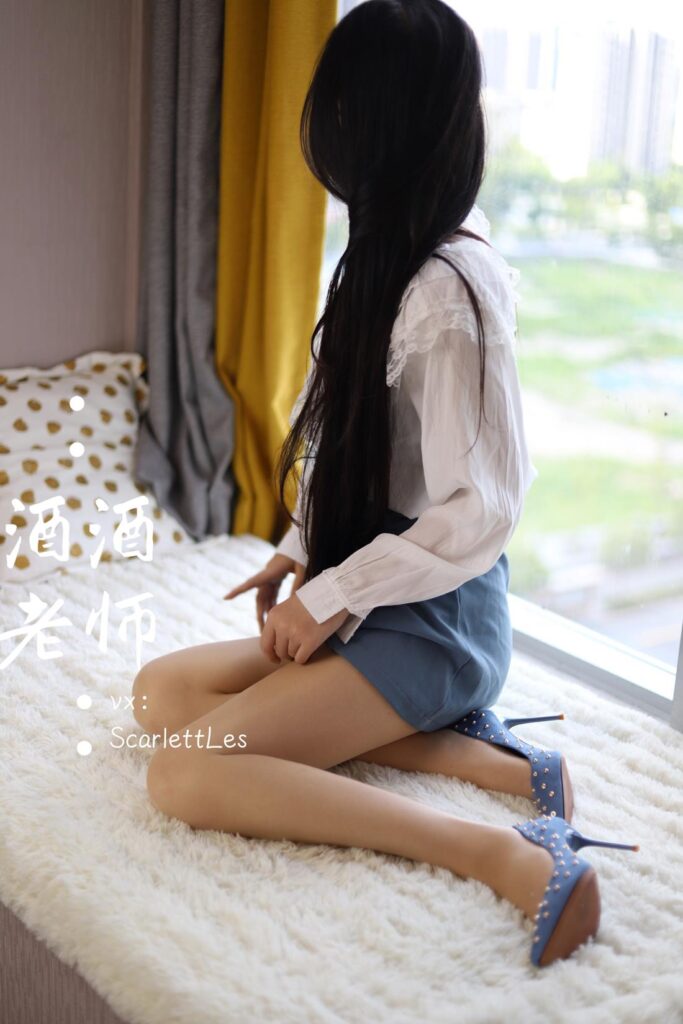 酒酒老师 NO.025 – 蓝色短裙白丝少女风[59P/157MB]插图3
