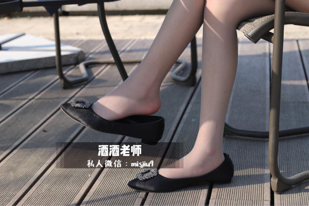 酒酒老师 NO.089 – 丝袜与平底鞋共舞[59P/158MB]插图1