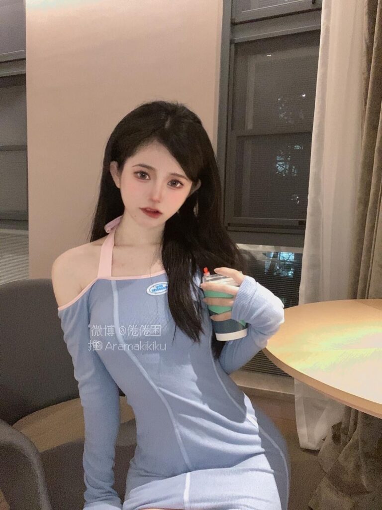 倦倦喵 001 蓝莓皮肤 [32P/2V/416MB]插图1