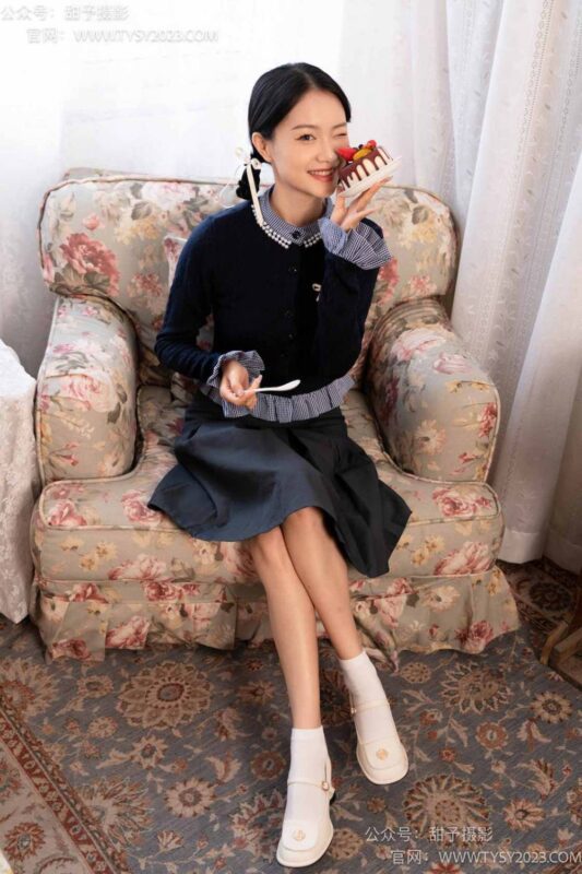 甜予摄影 NO.105期：齐齐-高跟鞋、白棉袜、裸足（完整版）[128P/2V/10.37GB]-无料摄影圈