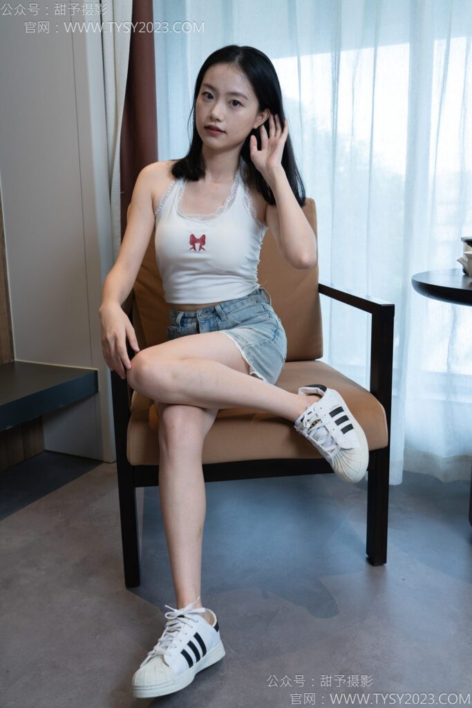 甜予摄影 NO.111 齐齐-板鞋、裸足[127P/2V/9.86GB]插图2