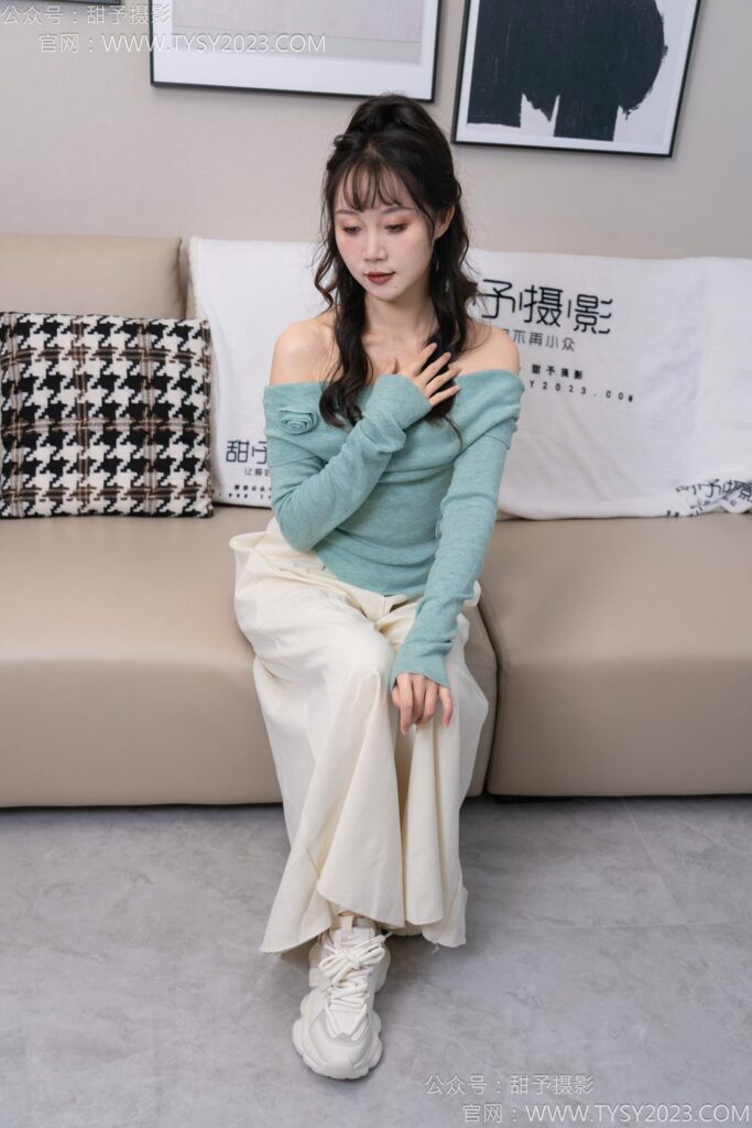 甜予摄影 NO.125 丹丹-运动鞋、白棉袜、裸足[139P/2V/10.1GB]插图2