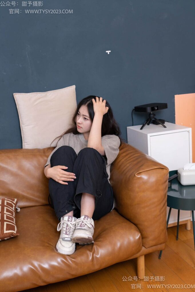 甜予摄影 积分003期 小云-板鞋、白棉袜[129P/2V/9.98GB]插图3