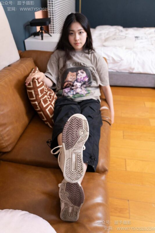 甜予摄影 积分003期 小云-板鞋、白棉袜[129P/2V/9.98GB]-无料摄影圈