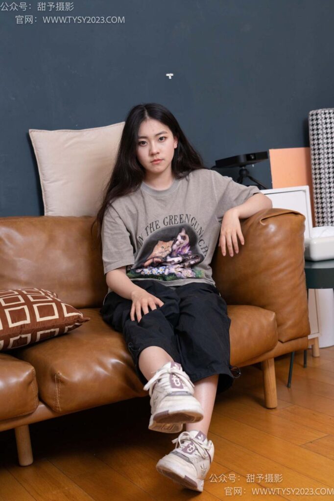 甜予摄影 积分003期 小云-板鞋、白棉袜[129P/2V/9.98GB]插图4