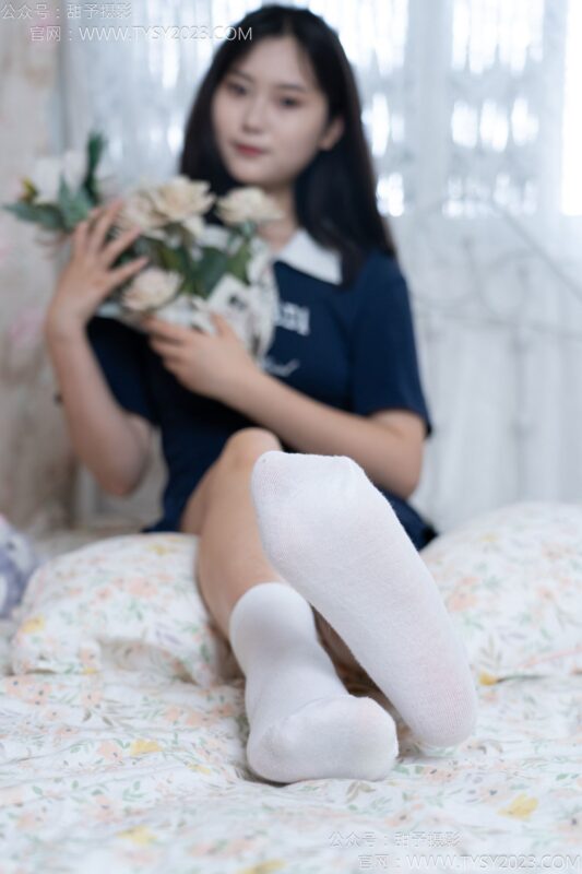 甜予摄影 NO.138 土豆-板鞋、白棉袜、裸足[136P/1V/9.75GB]-无料摄影圈