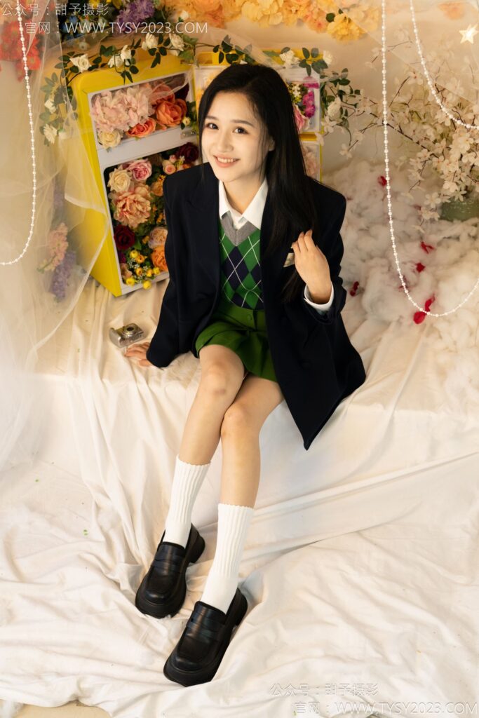 甜予摄影 NO.139 澜澜-皮鞋、白棉袜、裸足[116P/1V/9.97GB]插图2