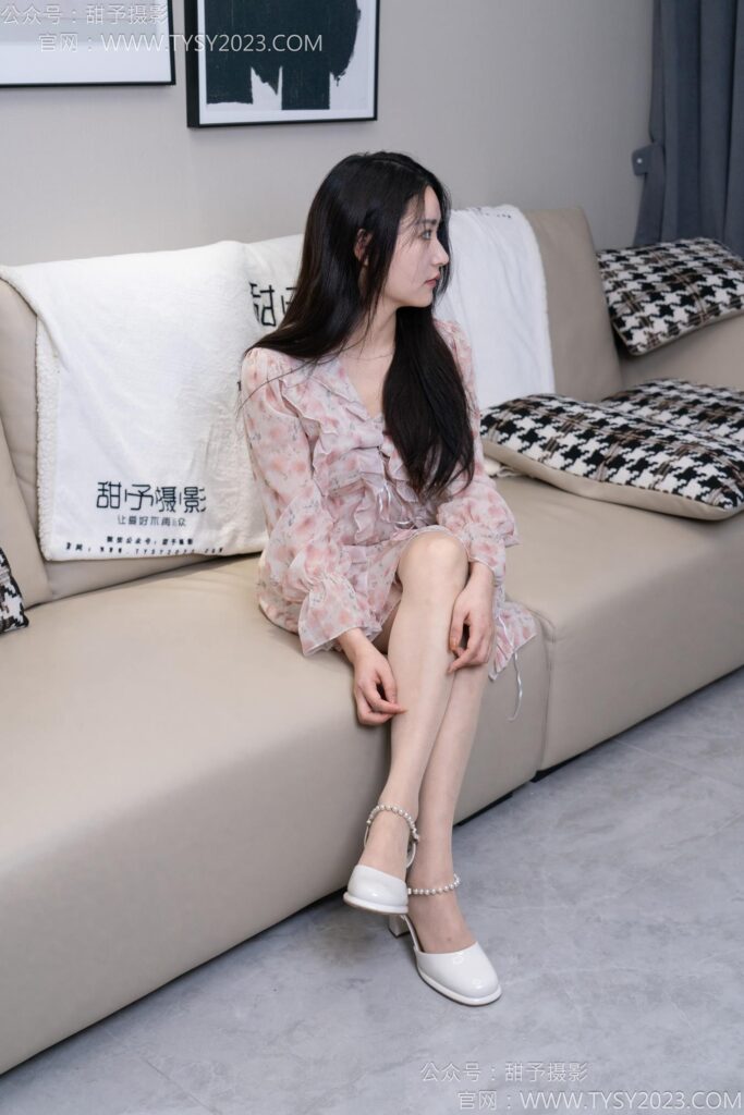 甜予摄影 NO.144 澜澜-高跟鞋、薄肉丝[133P/2V/9.88GB]插图2