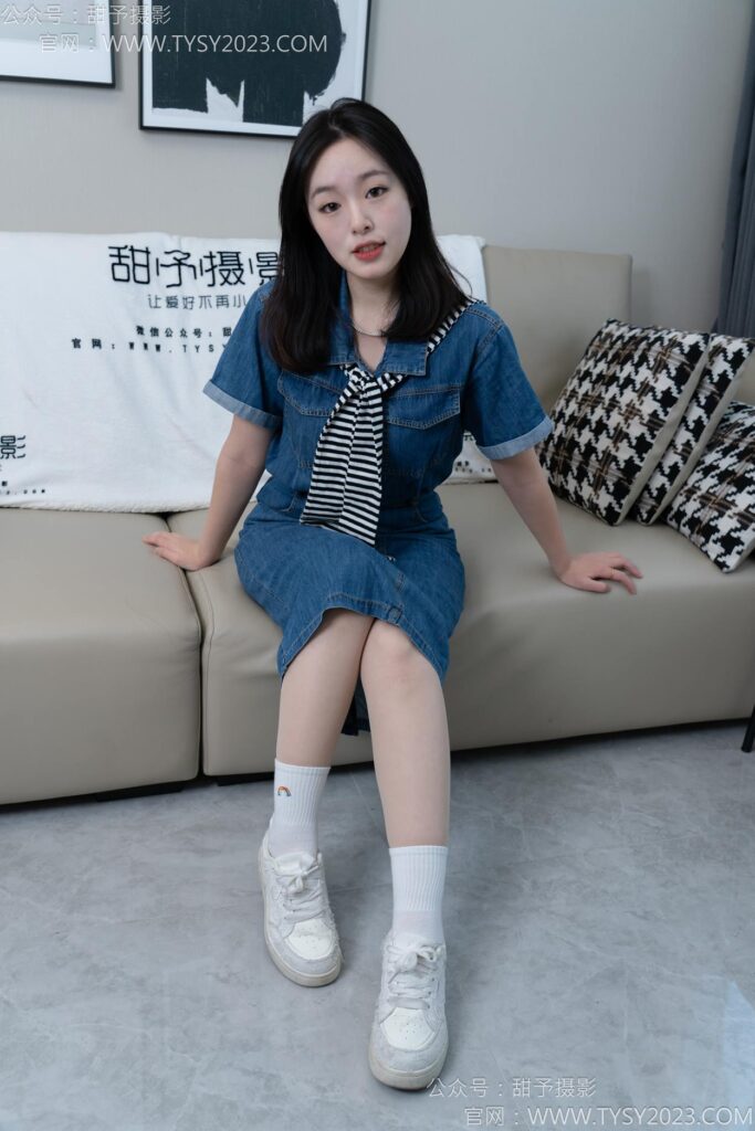 甜予摄影 NO.151 小葵-板鞋、白棉袜、薄肉丝[130P/2V/9.77GB]插图2